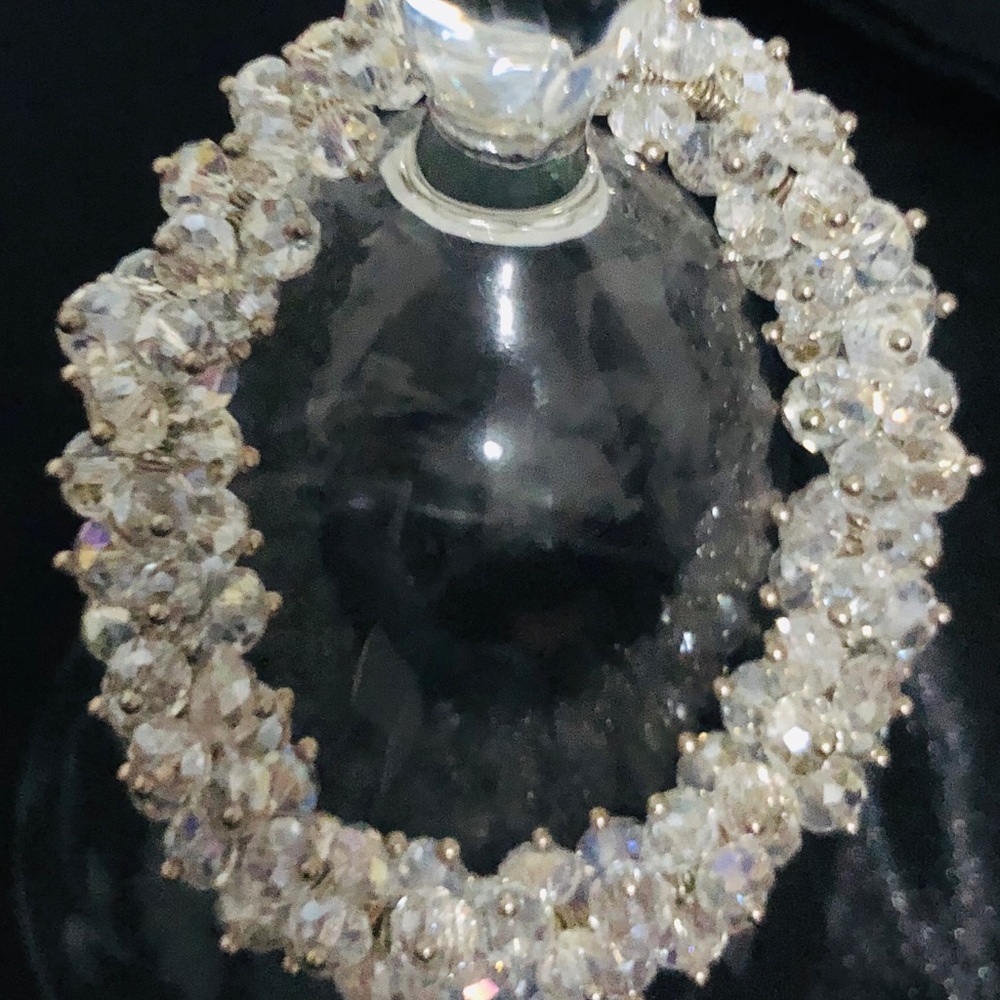 ❌SOLD❌ Beaux Bijoux bracelet, stretch band, NWOT - Picture 3 of 6